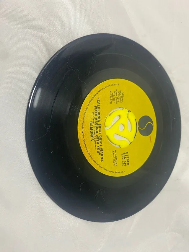 RAMONES I Wanna Be Your Boyfriend 1976 45 & Original Pic image indicator(4)