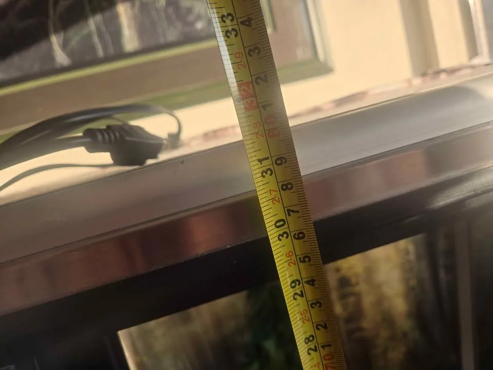 Reptile enclosure image indicator(2)