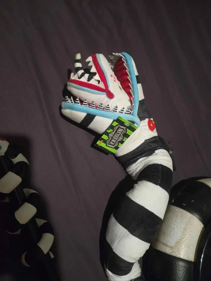 Beetlejuice sand worm stuff image indicator(4)