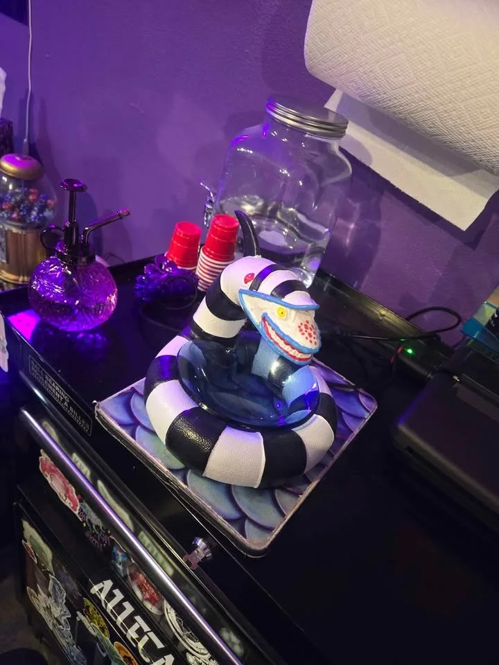 Beetlejuice sand worm stuff image indicator(8)