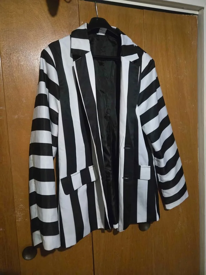 Beetlejuice sand worm stuff image indicator(9)