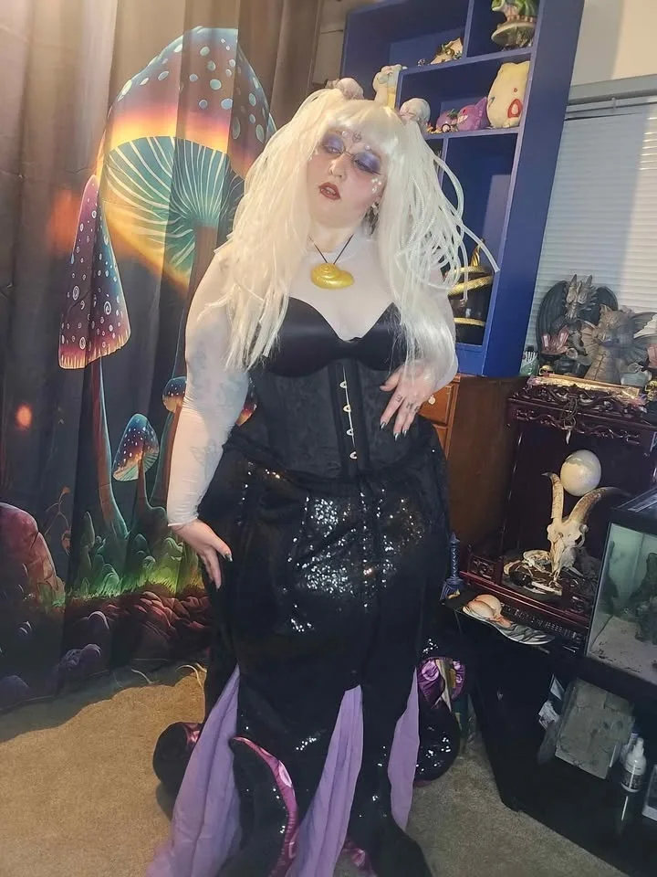 Ursula tentacles image indicator(2)