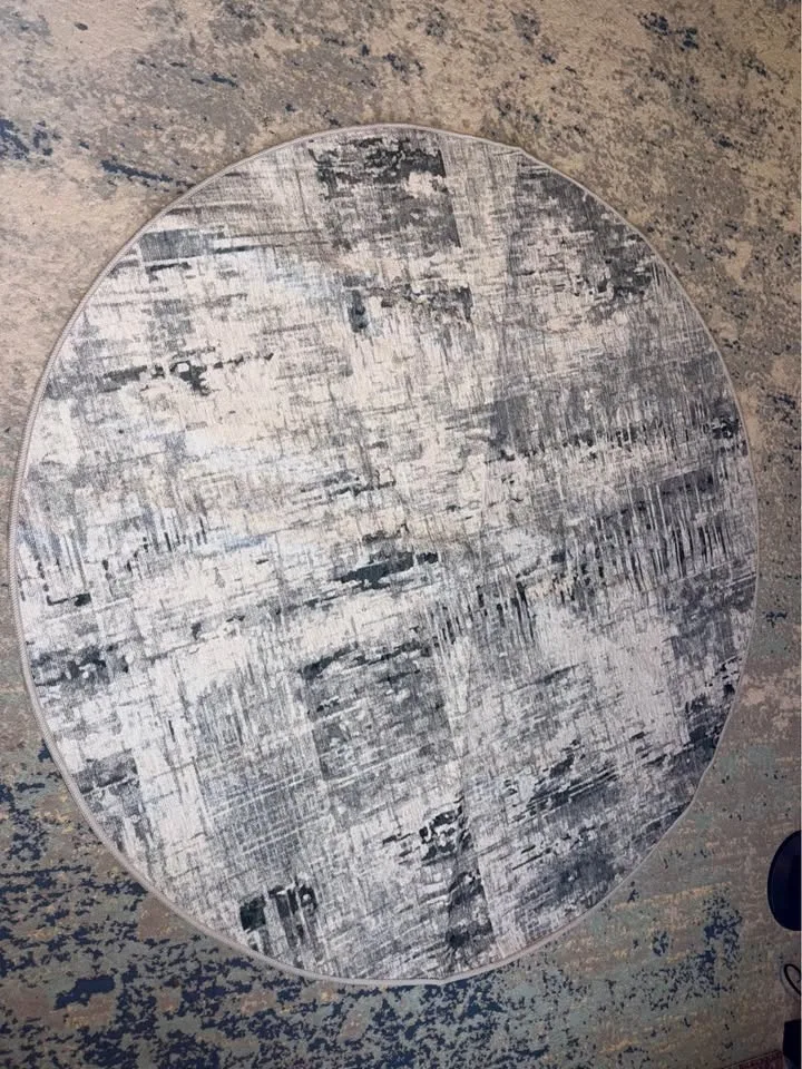 Brand new 5ft Round Area Rug image indicator(4)