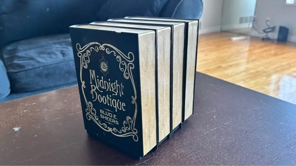 Animated books image indicator(3)