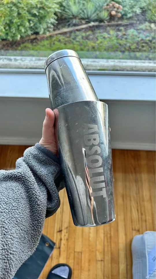 Cocktail shaker Absolute