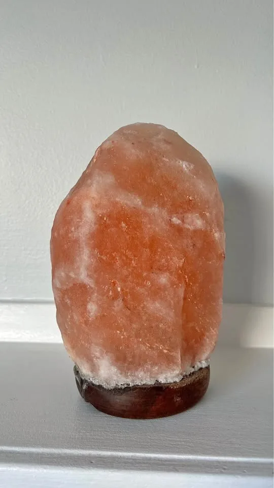 Salt lamp