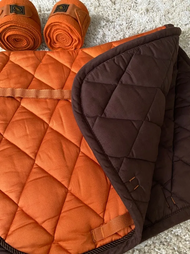 BR Jump Orange Saddle Pad image indicator(2)