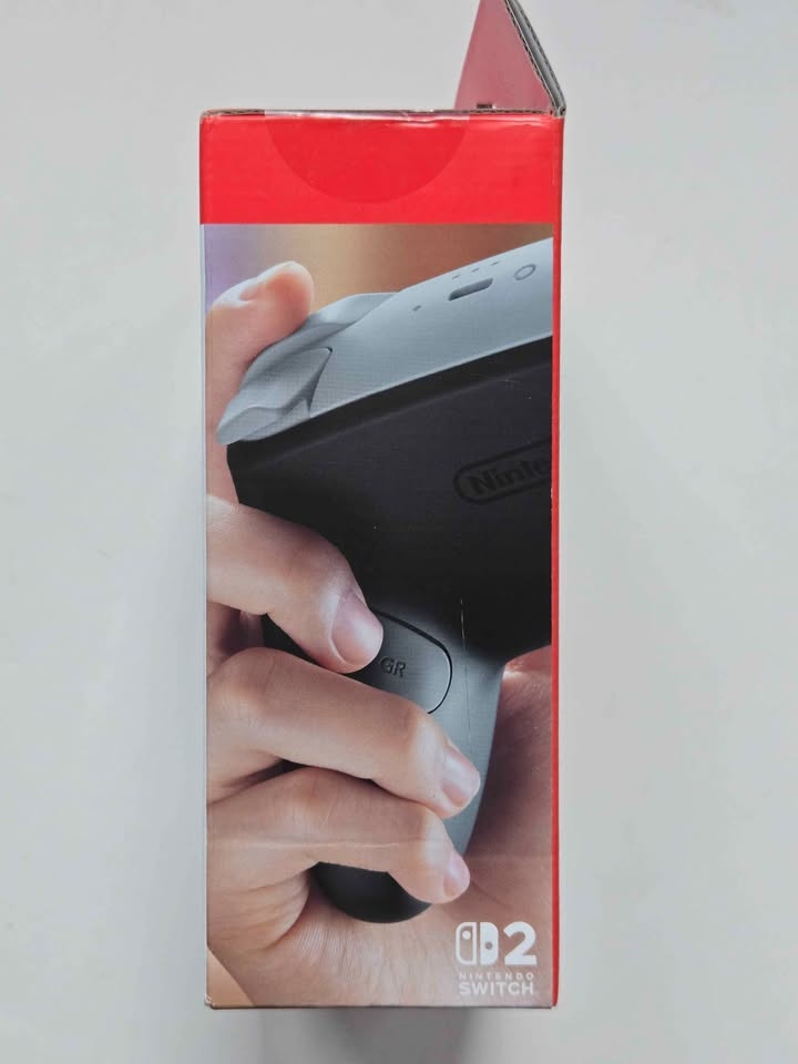 Nintendo Switch 2 Pro Controller - photo 4