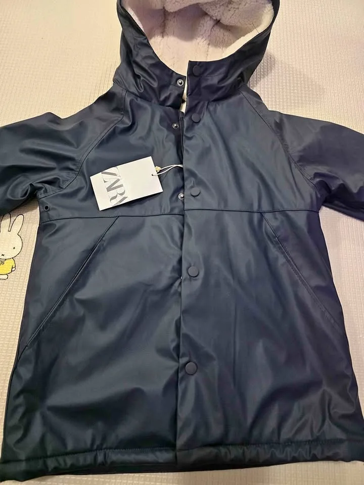 Zara water repellent fleece lined jacket 4-5 yrs old