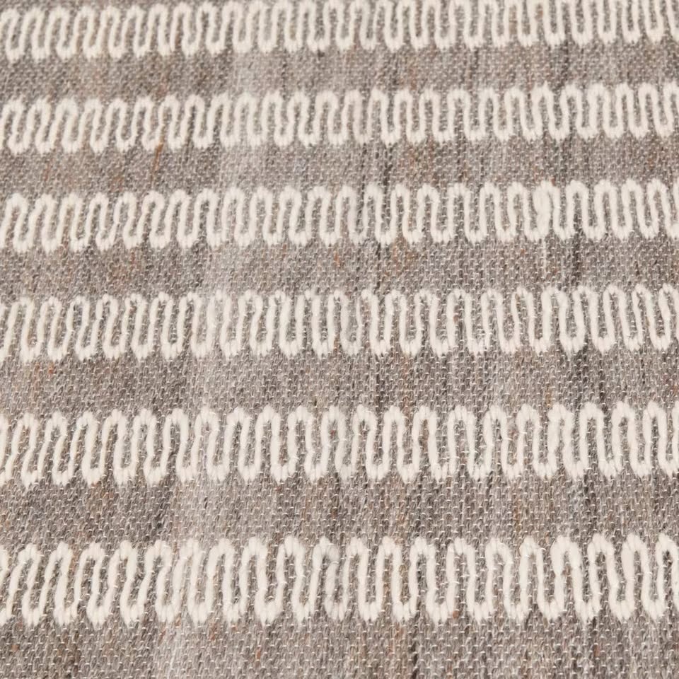 Everret Wool Rug - 8ft x 10ft - Brand New - photo 3