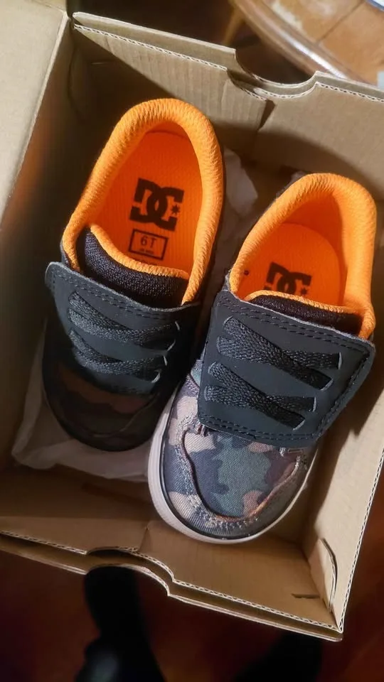 DC baby boy shoes special edition image indicator(2)