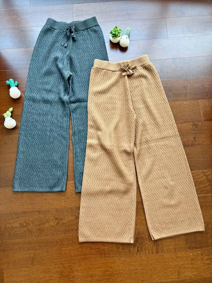 Knit pants