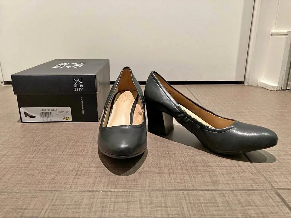Naturalizer Lexington black size 6