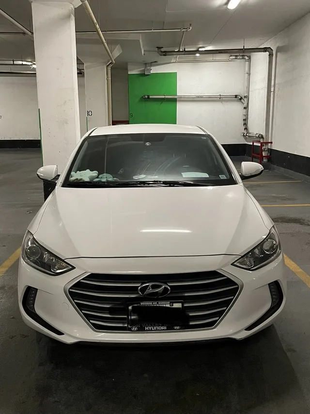 2018 Hyundai Elantra GL Auto - Excellent Condition