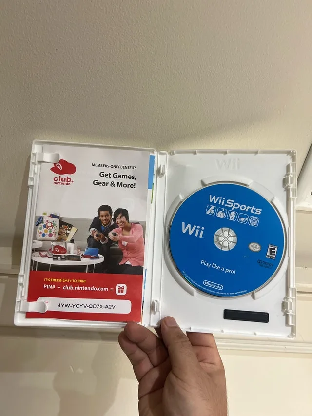 Wii Sports Nintendo Selects image indicator(3)