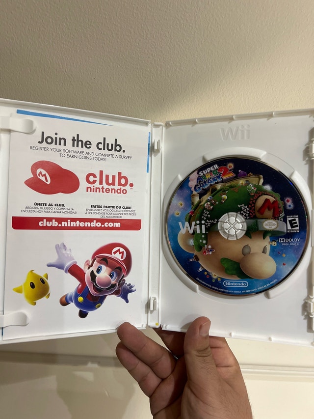 Super Mario Galaxy Wii - photo 3