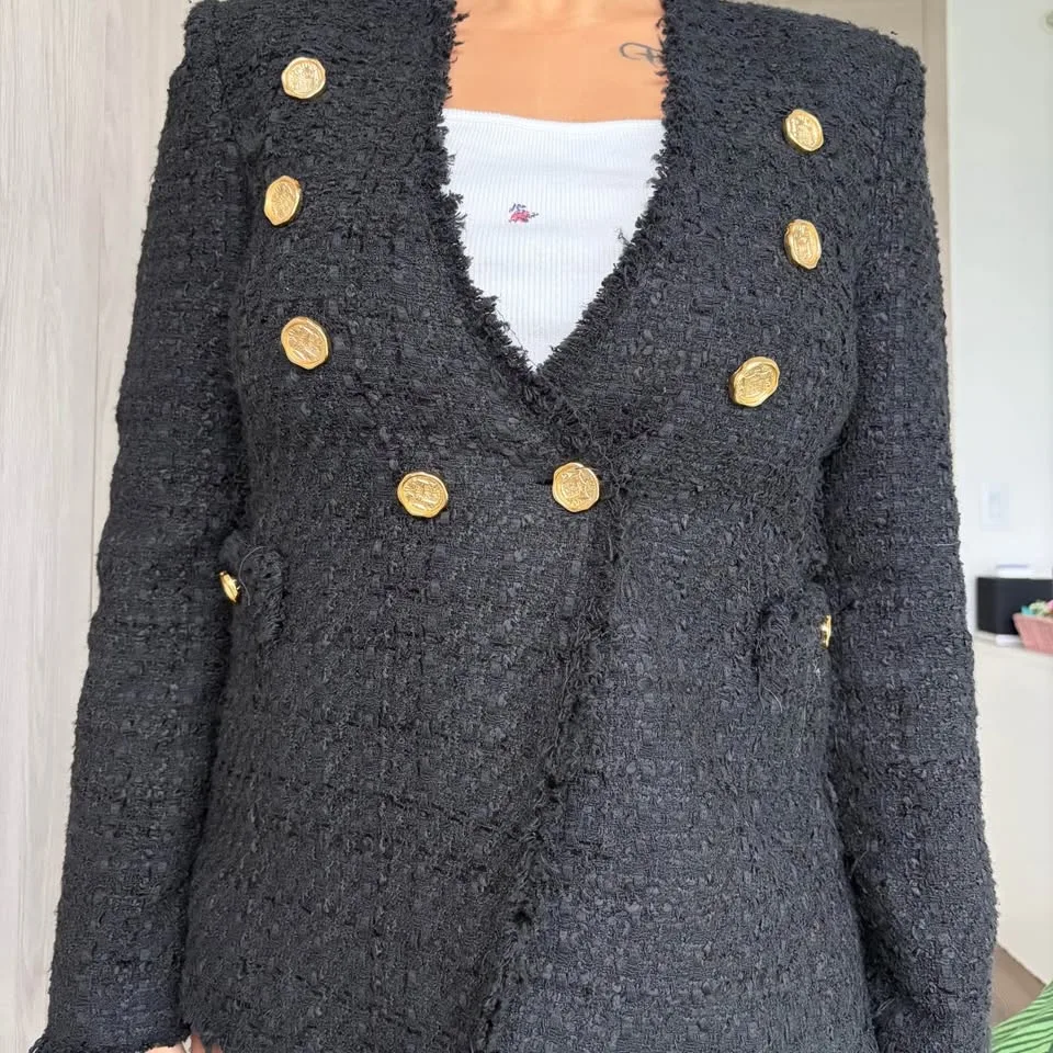 Zara Black and Gold Blazer image indicator(3)