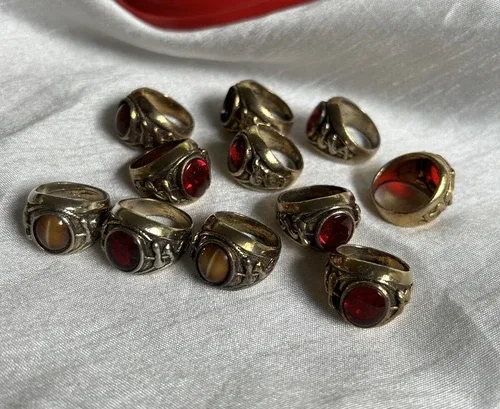 Vintage 1980’s Ring Lot Of 11 *AS IS* image indicator(4)