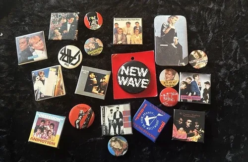 RARE VINTAGE 1980’s 20pc NEW WAVE 80s PIN LOT