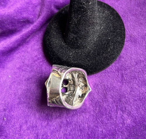 *RARE* Vintage G&S Ring - Motorcycle Skull Ring - Size 8 - photo 4