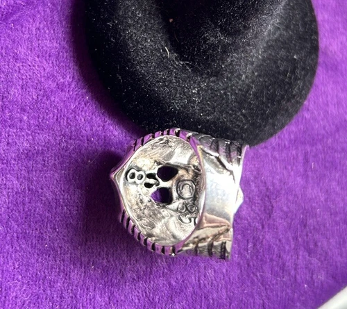 *RARE* Vintage G&S Ring - Motorcycle Skull Ring - Size 8 - photo 5