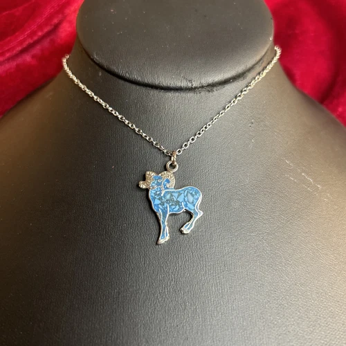 *RARE* Vintage Ram Necklace Silver w/ Crushed Turquoise Ram Neck