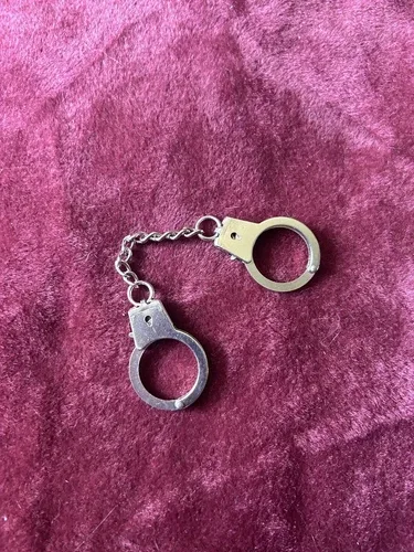 VTG DEADSTOCK STAINLESS STEEL MINI HANDCUFFS SILVER FINGER CUFFS