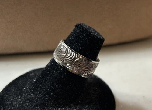 Vintage Uncas Sterling Silver Wedding Band - photo 2