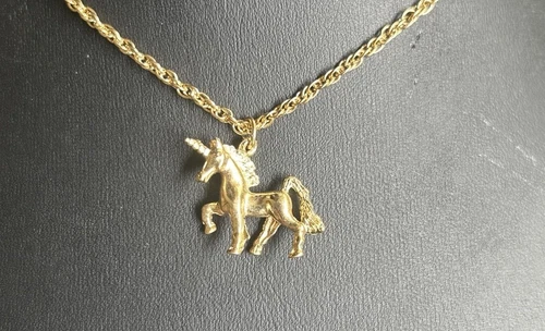 Vintage 18K Gold Plated Unicorn Necklace Fairycore - photo 2