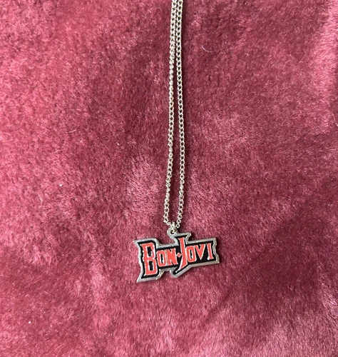 *RARE* VINTAGE BON JOVI NECKLACE