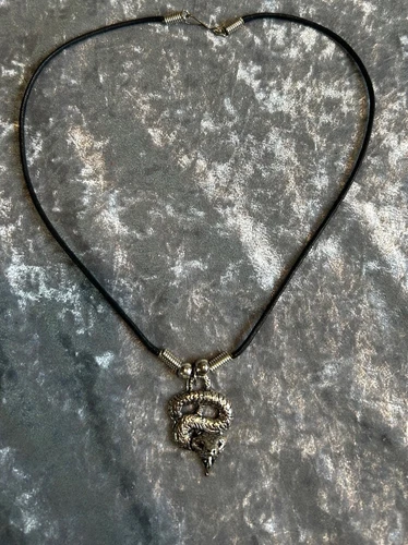VINTAGE DEADSTOCK 1980’s SNAKE NECKLACE - photo 3