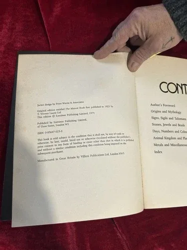 The Book Of Charms By Elizabeth Villiers 1973 image indicator(3)