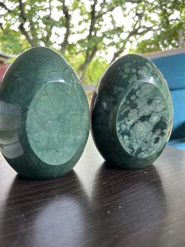 Hand Carved Vintage Green Genuine Alabaster Egg Bookends image indicator(3)