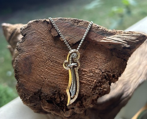 VINTAGE SCIMITAR WARRIOR CHARM SILVER & GOLD NECKLACE