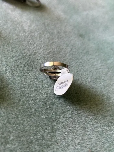 VTG DEADSTOCK UNCAS STERLING SILVER TIGERS EYE HEART RING image indicator(2)