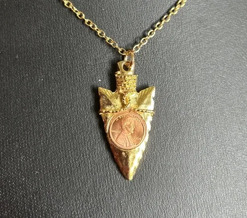 Vintage Lincoln Penny Arrowhead Gold Necklace 1970’s image indicator(2)