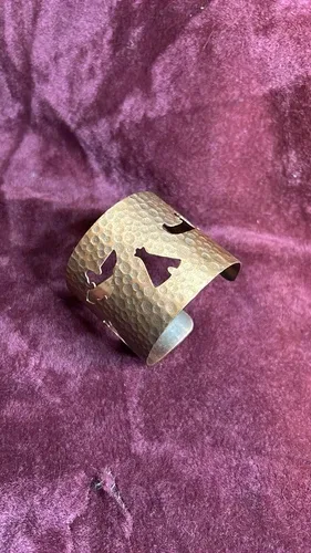 RARE VINTAGE Hammered Copper Native American Cuff