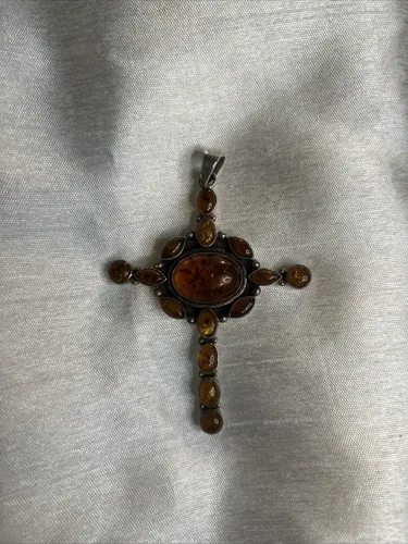 Vintage Sterling Silver Baltic Amber Cross Pendant image indicator(2)