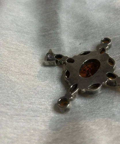Vintage Sterling Silver Baltic Amber Cross Pendant image indicator(4)
