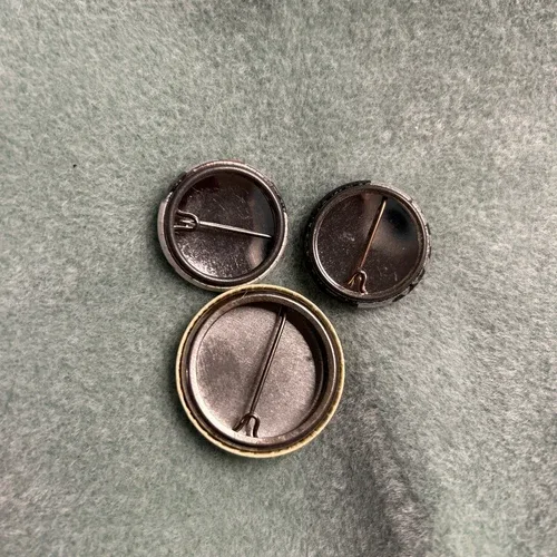 RARE Vintage 1980’s FUN BOY THREE 3 Pin Bundle image indicator(3)