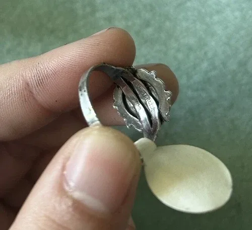 VTG DEADSTOCK UNCAS STERLING SILVER TIGERS EYE RING image indicator(3)