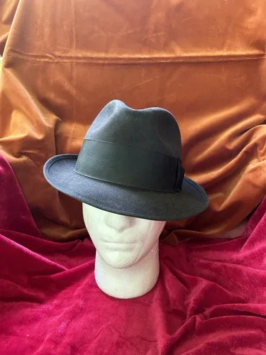 VINTAGE AUTHENTIC ROYAL STETSON BLACK FEDORA image indicator(2)