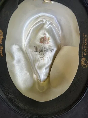 VINTAGE AUTHENTIC ROYAL STETSON BLACK FEDORA image indicator(8)