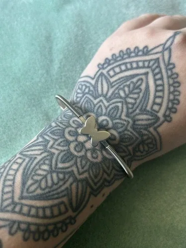 VINTAGE DEADSTOCK STAINLESS STEEL BUTTERFLY BANGLE BRACELET