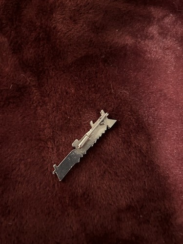 RARE DEADSTOCK VINTAGE Judas Priest pin metal brooch - photo 5
