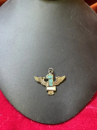 Vintage Southwestern Turquoise & White Onyx Pendant image indicator(3)