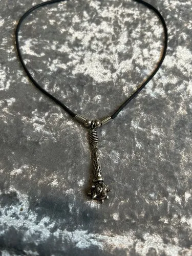 VINTAGE DEADSTOCK 1980’s SPIKED BALL MACE NECKLACE image indicator(3)