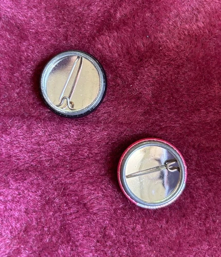 VINTAGE RARE ROSE TATTOO PIN 2 PIN SET - photo 2