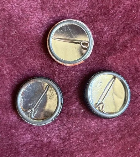 Vintage Retro Deadstock 1980’s The Police Pins image indicator(3)