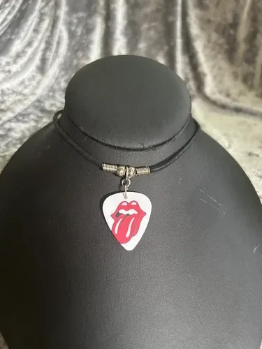 VTG Rolling Stones Guitar Pick Necklace Choker